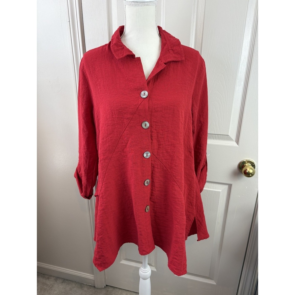 John Mark Tunic Top Women Small Red Asymmetric Button Up Roll Tab Boho